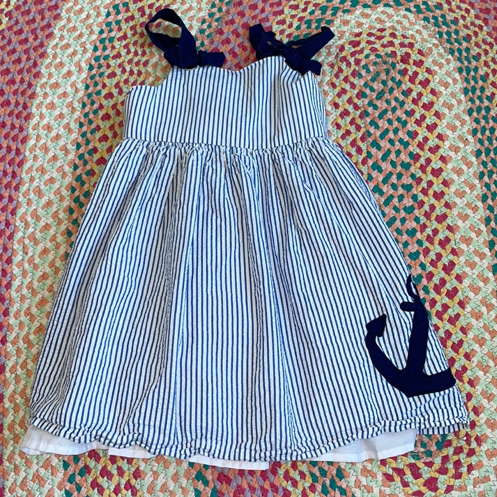 ⚓️Tahari Blue & white seersucker anchor dress
